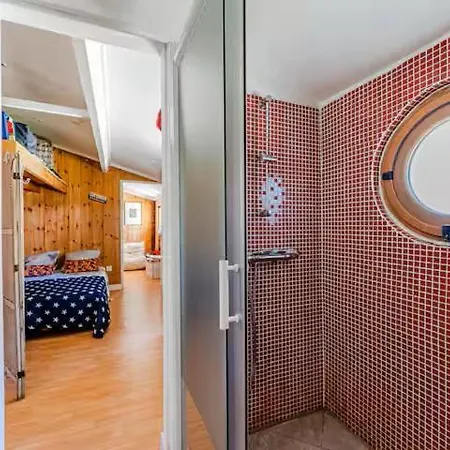Climatisee &cabane Proche St Brice 別荘